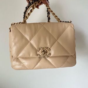 Chanel19 small size